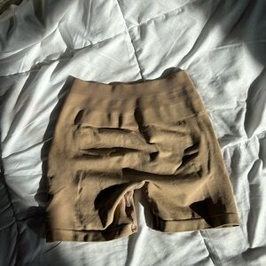 Alphalete Amplify Shorts